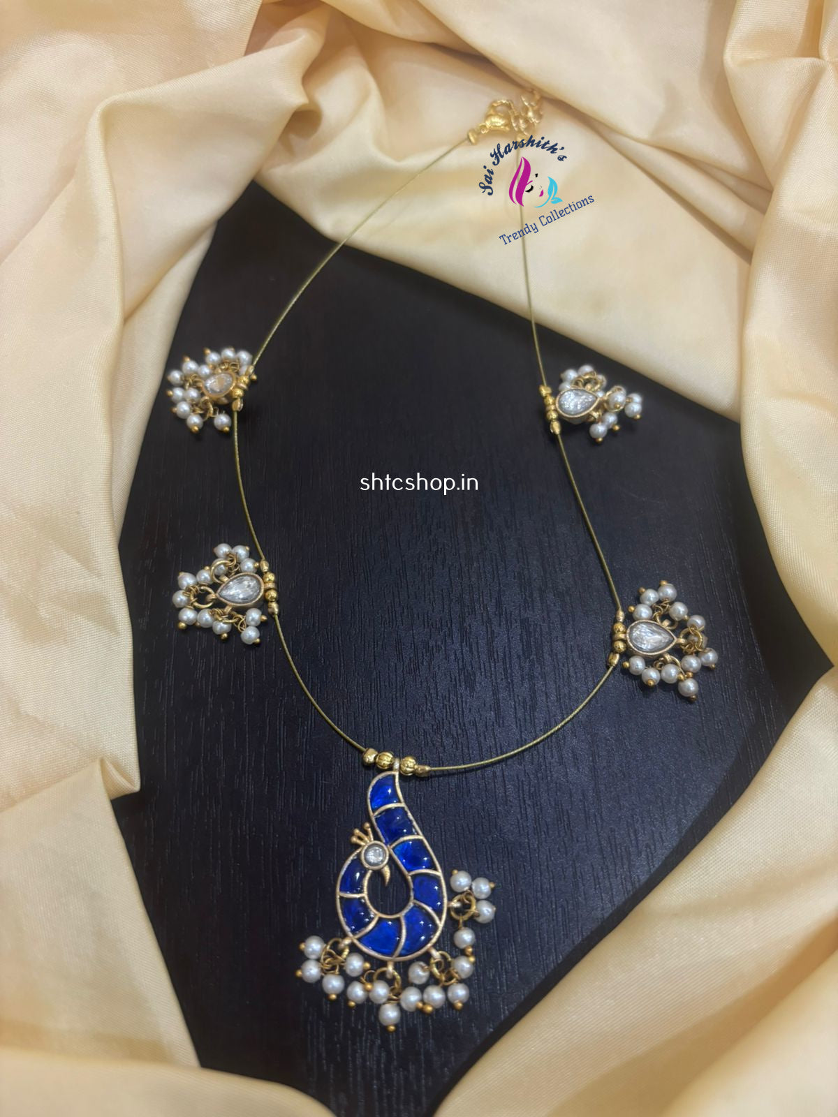 Jadav Stone Invisible Necklace - SHTC1103 - Sai Harshith's Trendy Collections