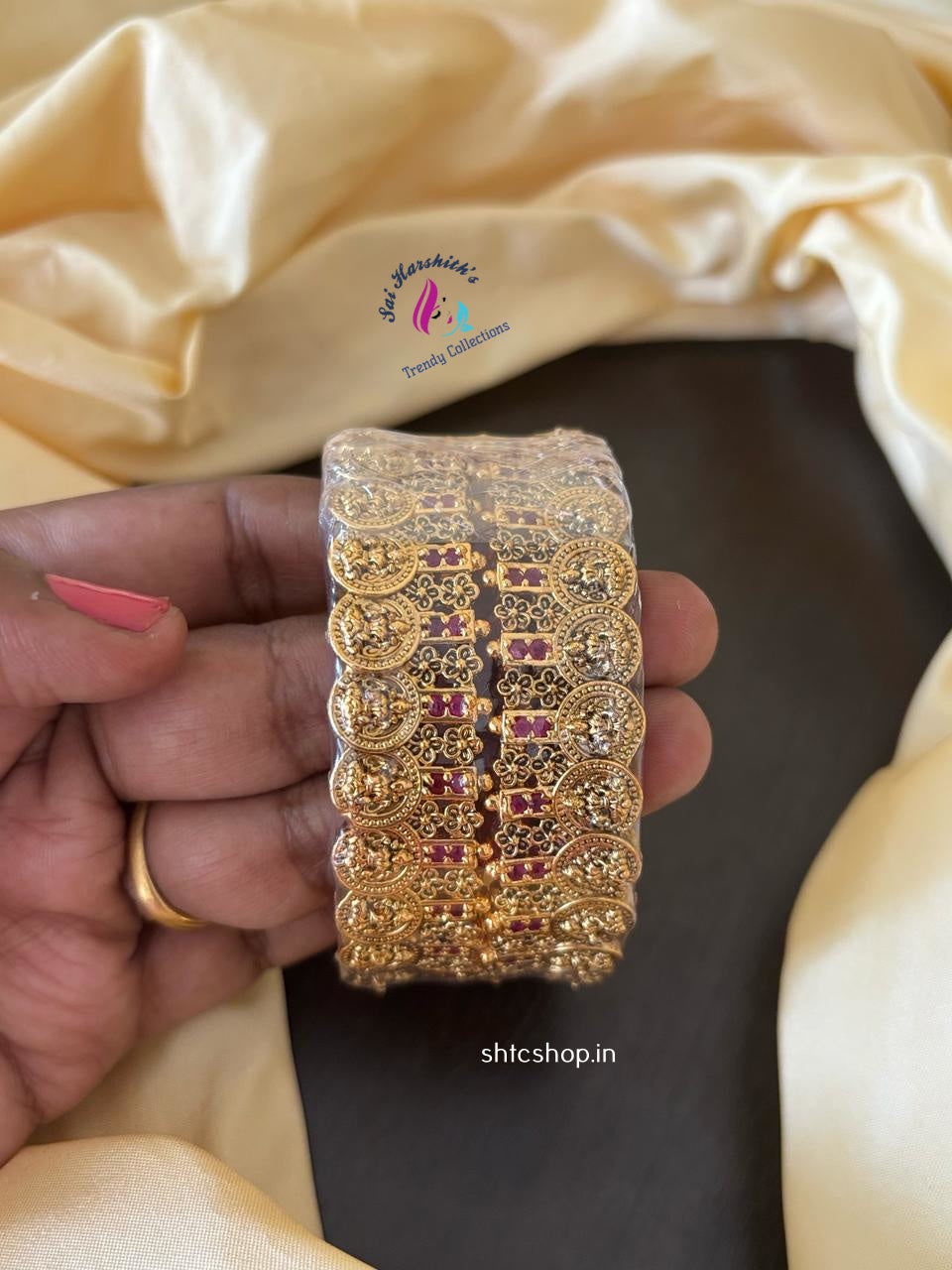 Temple Finish Coin Design Bangles - SHTC1232 - Sai Harshith's Trendy Collections