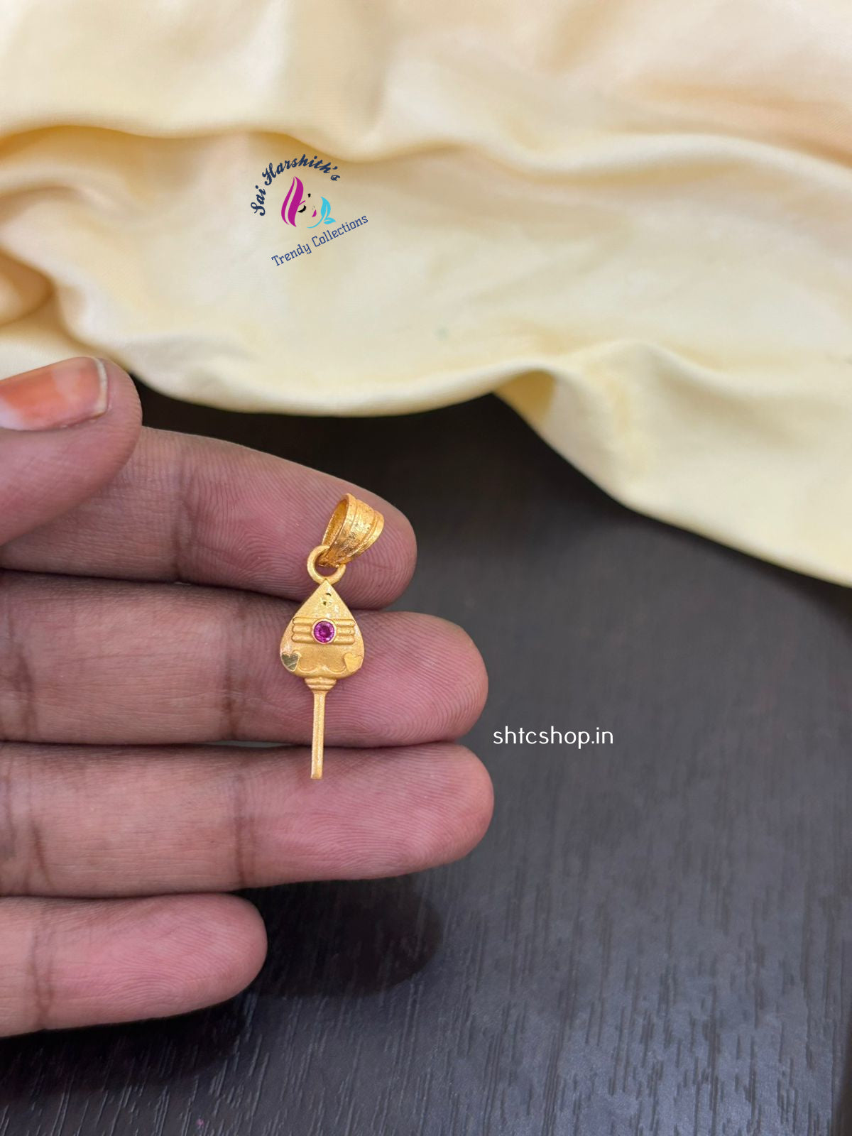 Small Cute Vel Pendant with Stone - SHTC1296 - Sai Harshith's Trendy Collections