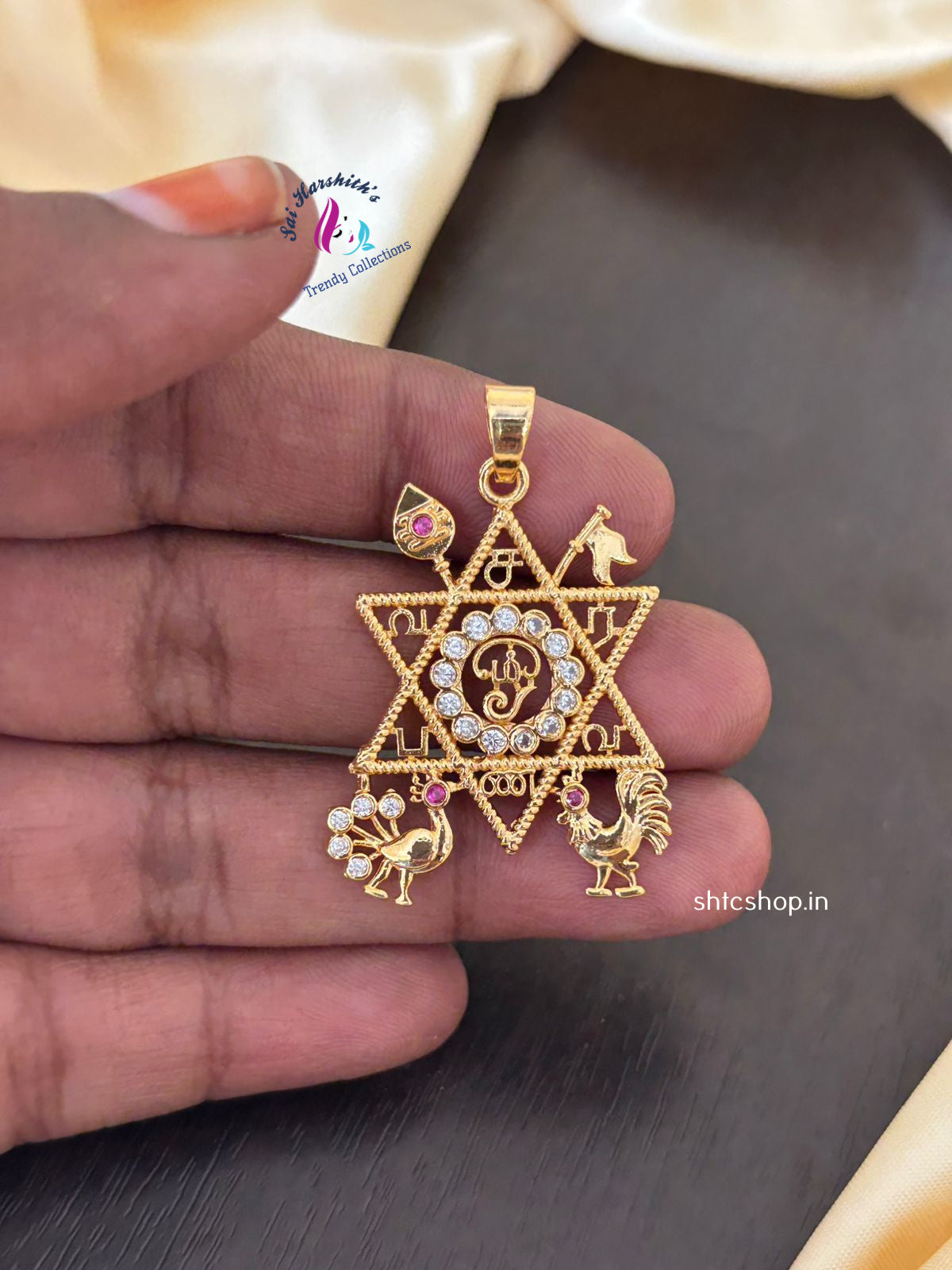 Gold Replica design Saravana Bhava / Shatkona Pendent - SHTC1301