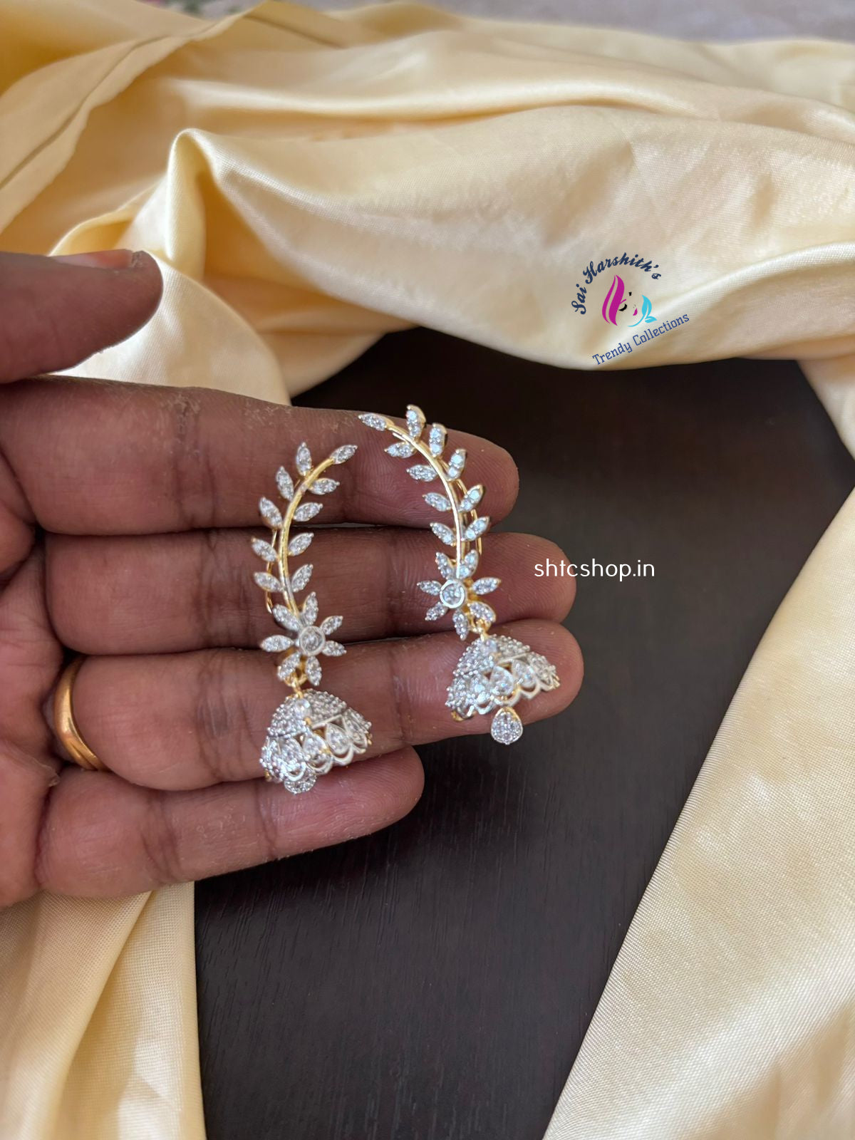 Celebrity Style Fusion Of Traditional and Modern AD Stone Ear Cuff with Cute Jumka - SHTC1353
