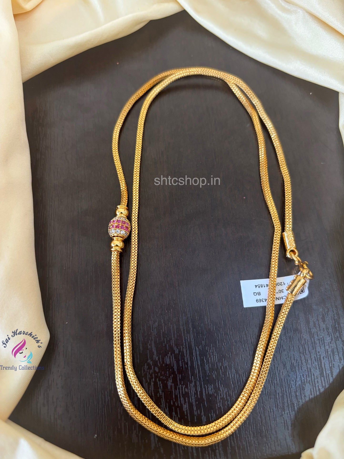 30 inches 1 gm gold Polished Mugappu Chain (White & Pink) - SHTC1535
