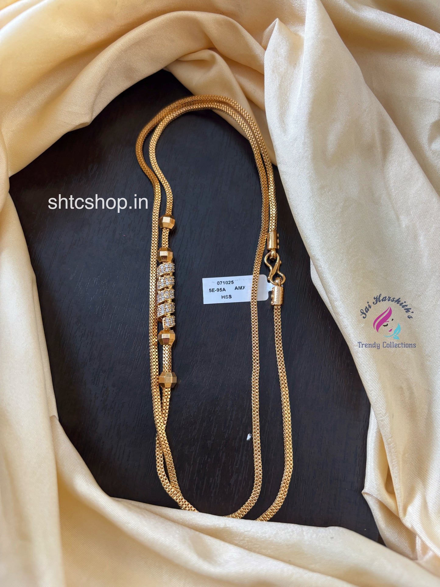 30 Inches 1 gm Gold Polished 360 degree Mugappu Chain (White) - SHTC1607