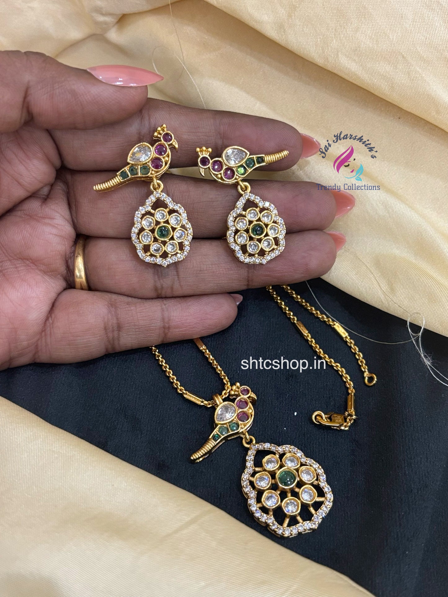 Gold Replica Matte Finish Short chain Jewellery set with Pendant - SHTC1627
