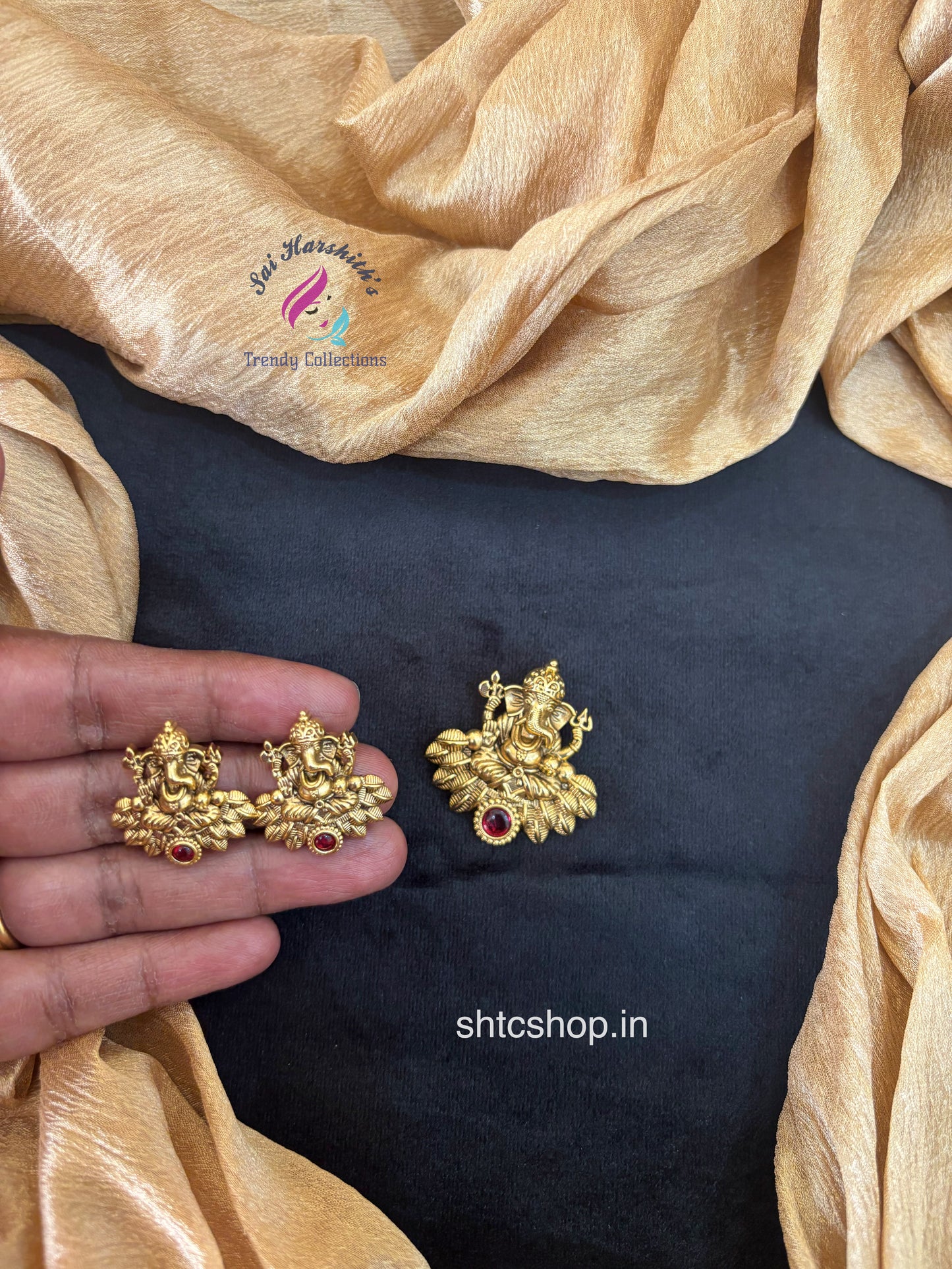 Matte Finish Ganesha Pendant with Earrings - SHTC1700