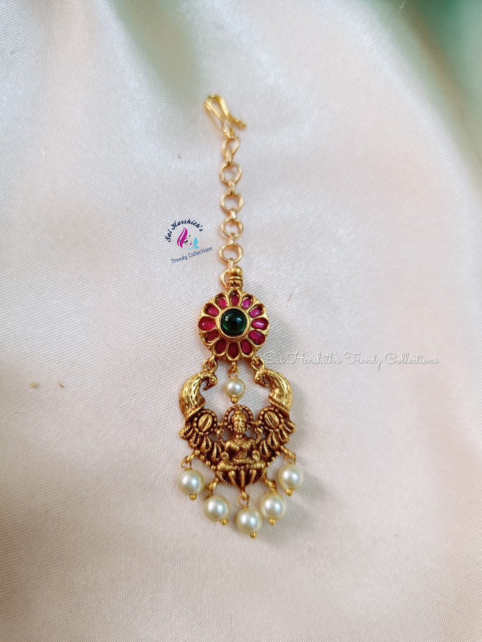 Golden Radiance Matte Finish Maang Tikka SHTC173 - Sai Harshith's Trendy Collections