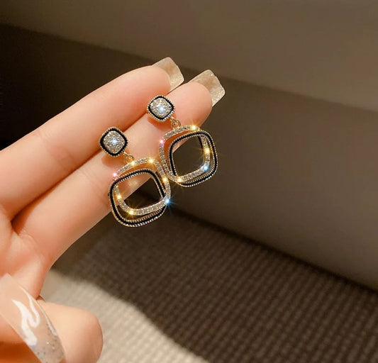 Stone Square Earrings - KE190 - Sai Harshith's Trendy Collections