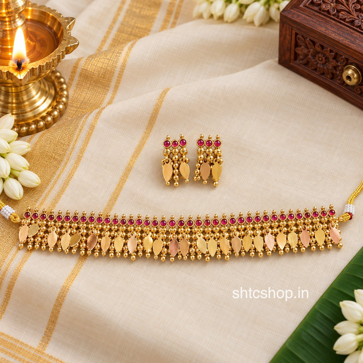 Premium Quality Traditional Kerala Style Matte Finish Elakkathali Necklace Set with Kempu Stones - SHTC1917