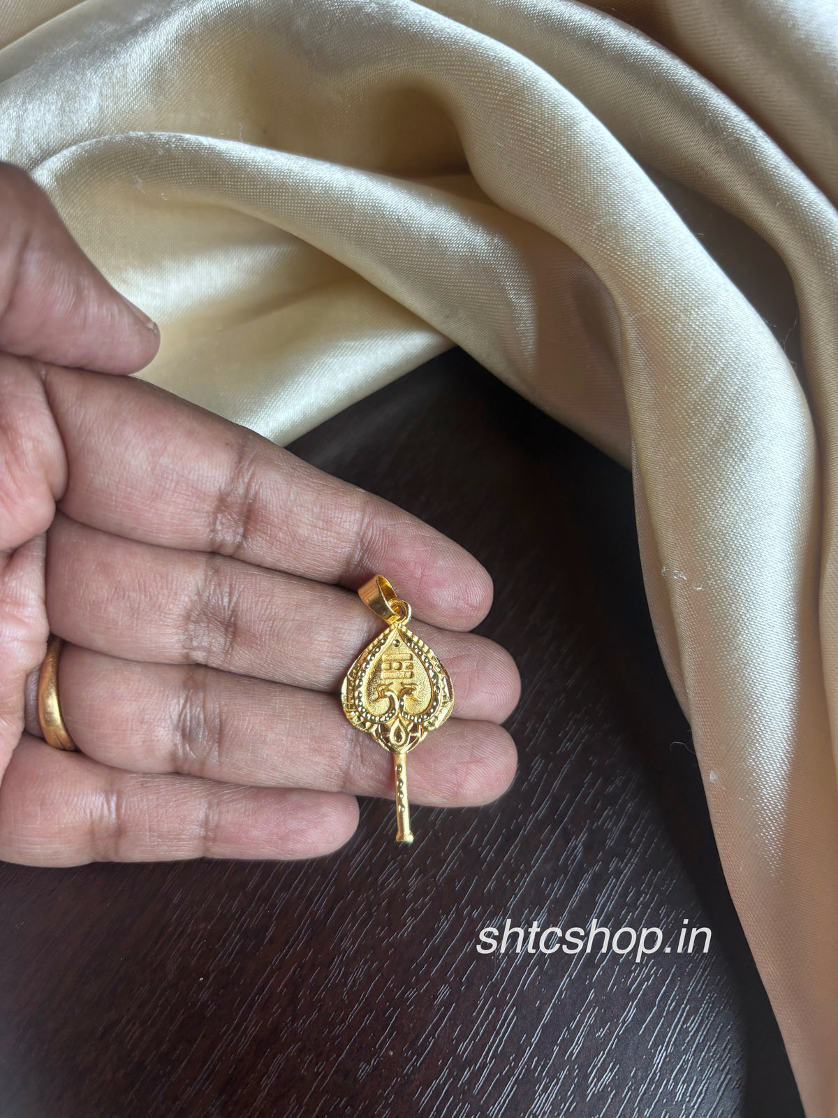 1 Gram Gold Polished Vel Pendant | Traditional Murugan Vel Design Pendant - SHTC1968