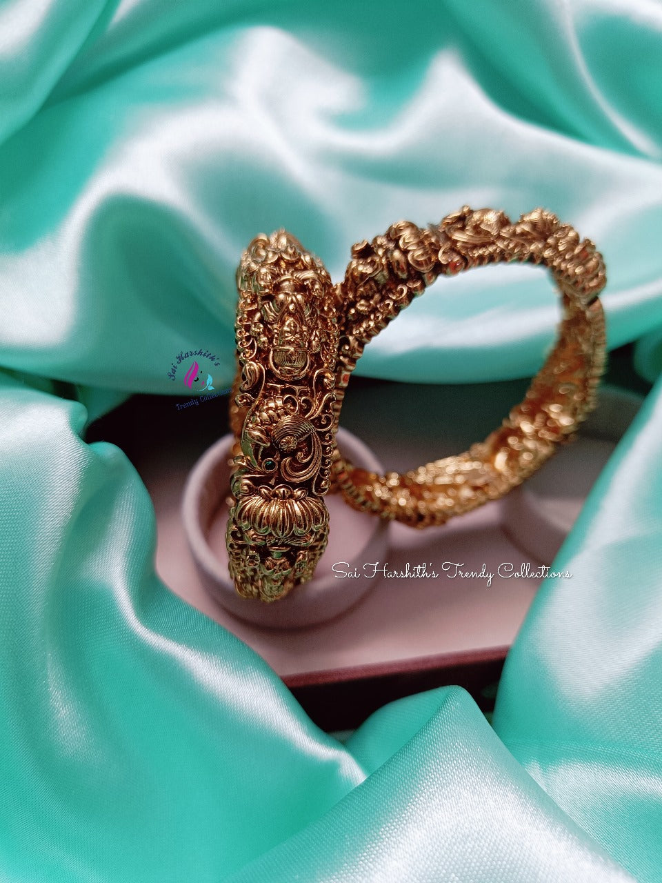 Kada Bangles Temple Design - SHTC218 - Sai Harshith's Trendy Collections