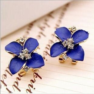 Simple Sweet Small Korean Earrings for Women - KE350