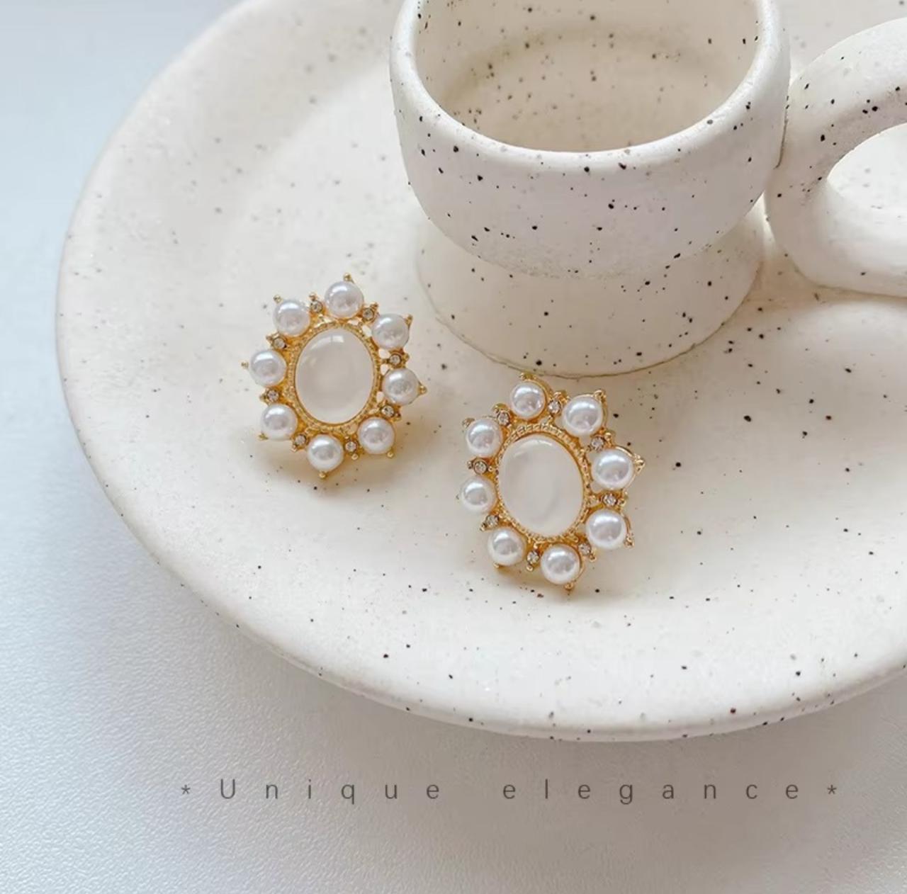 Opal Pearl Circle Stud Korean Earrings - KE389