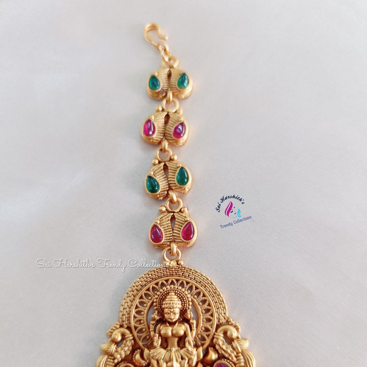 Matte Finish Kempu Tikka - SHTC391 - Sai Harshith's Trendy Collections