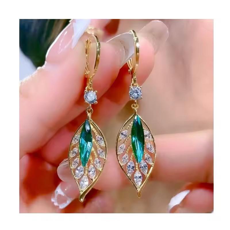 New Long Bling Shining Zircon Green Leaf Earrings - KE406
