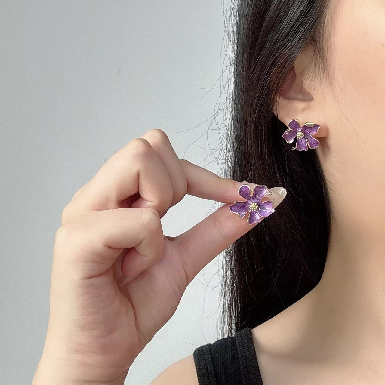 French Retro Purple Flower Earring Vintage Drop Oil Earrings Light Luxury Stud Earrings - KE409 - Sai Harshith's Trendy Collections
