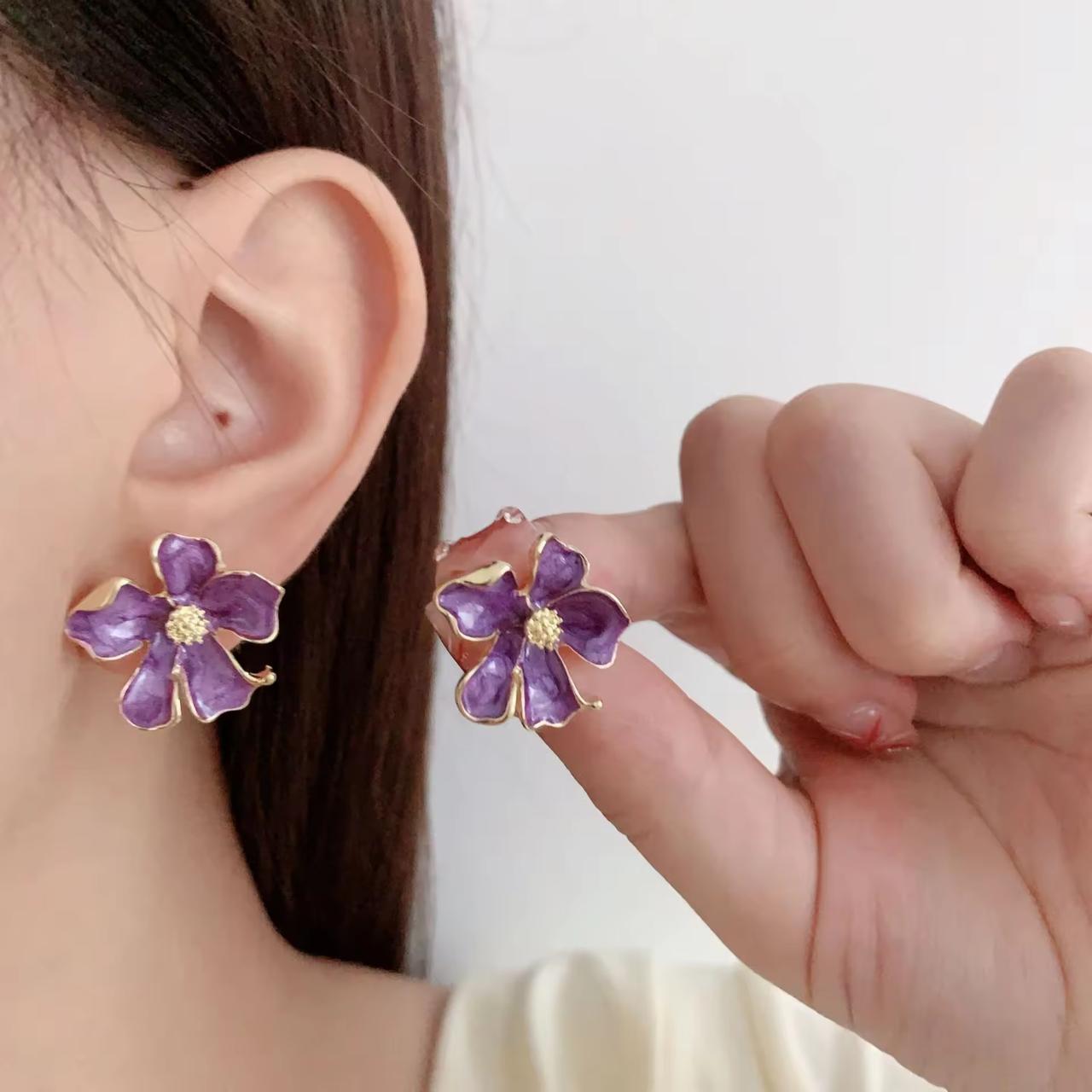 French Retro Purple Flower Earring Vintage Drop Oil Earrings Light Luxury Stud Earrings - KE409 - Sai Harshith's Trendy Collections