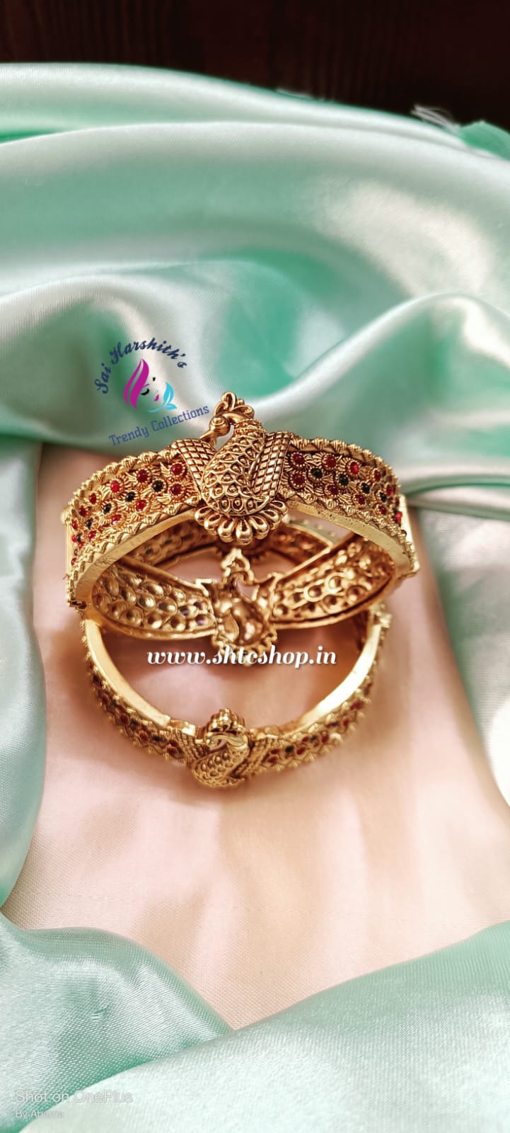 Temple Finish Openable Kada Bangles - SHTC586 - Sai Harshith's Trendy Collections