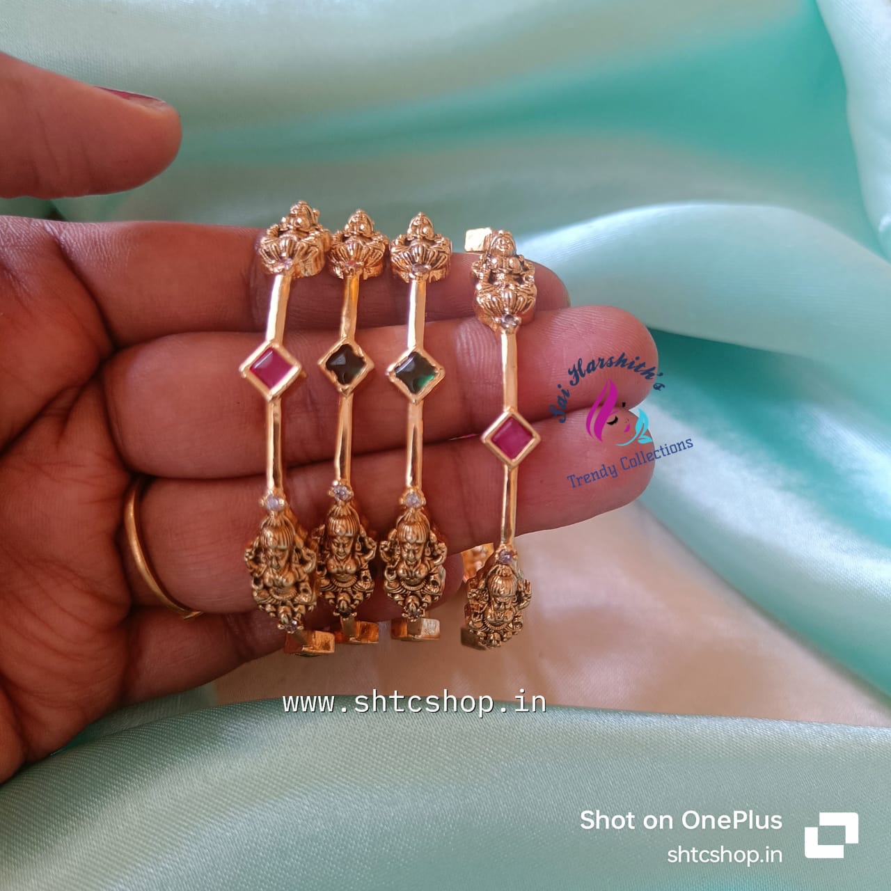 Kempu Bangles with Goddess Laxmi - SHTC770 - Sai Harshith's Trendy Collections