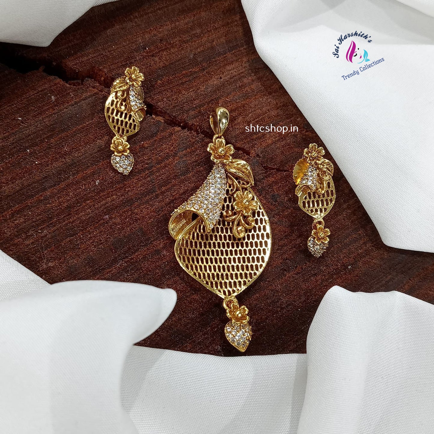 Matte Cz Pendant sets - SHTC799 - Sai Harshith's Trendy Collections