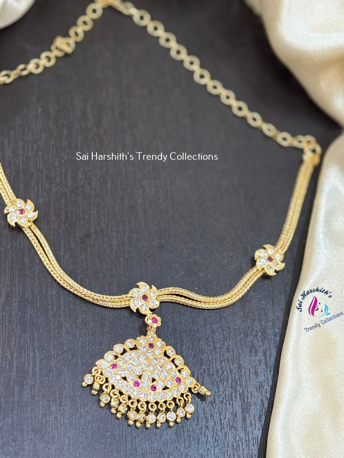 Impon / Five metal Necklace - SHTC870 - Sai Harshith's Trendy Collections