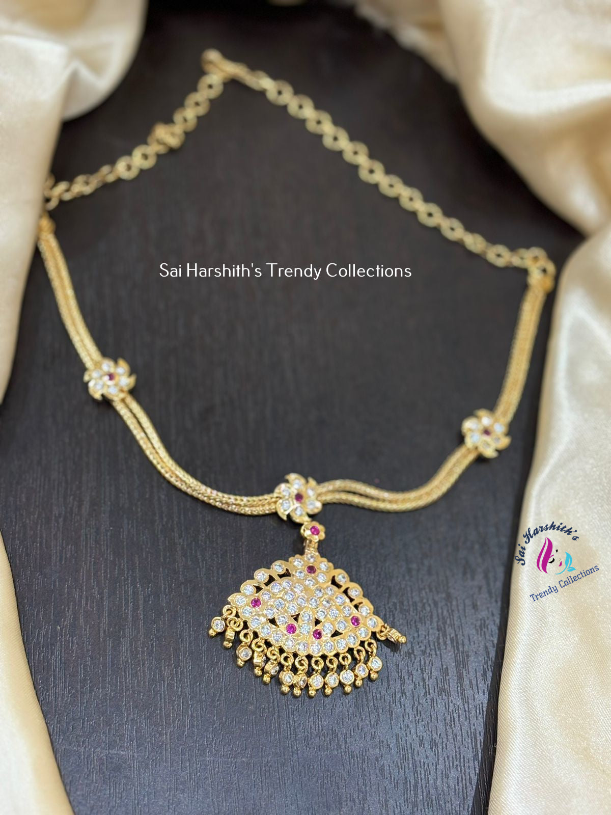 Impon / Five metal Necklace - SHTC870 - Sai Harshith's Trendy Collections