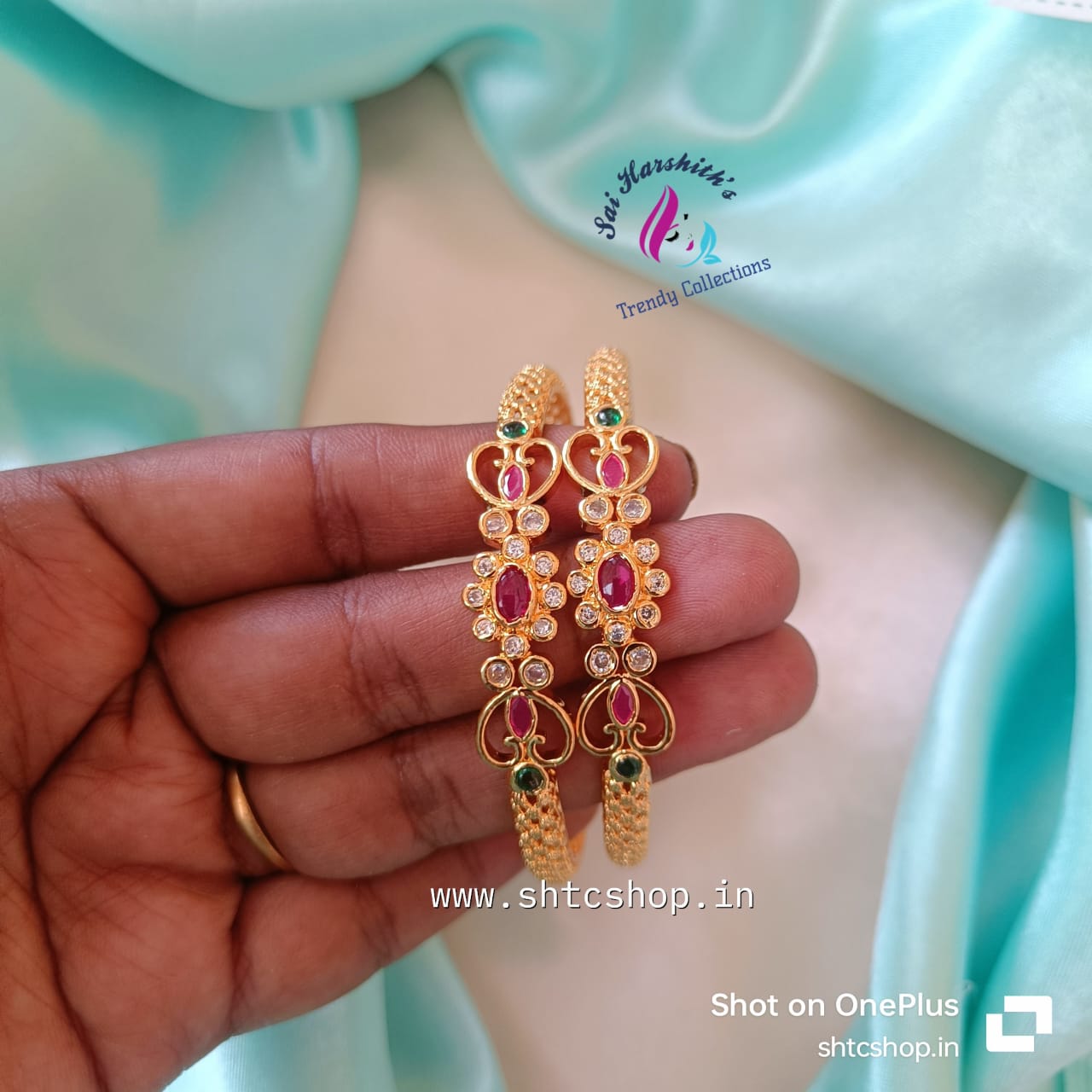 Gold Finish Kempu Bangles - SHTC763 - Sai Harshith's Trendy Collections