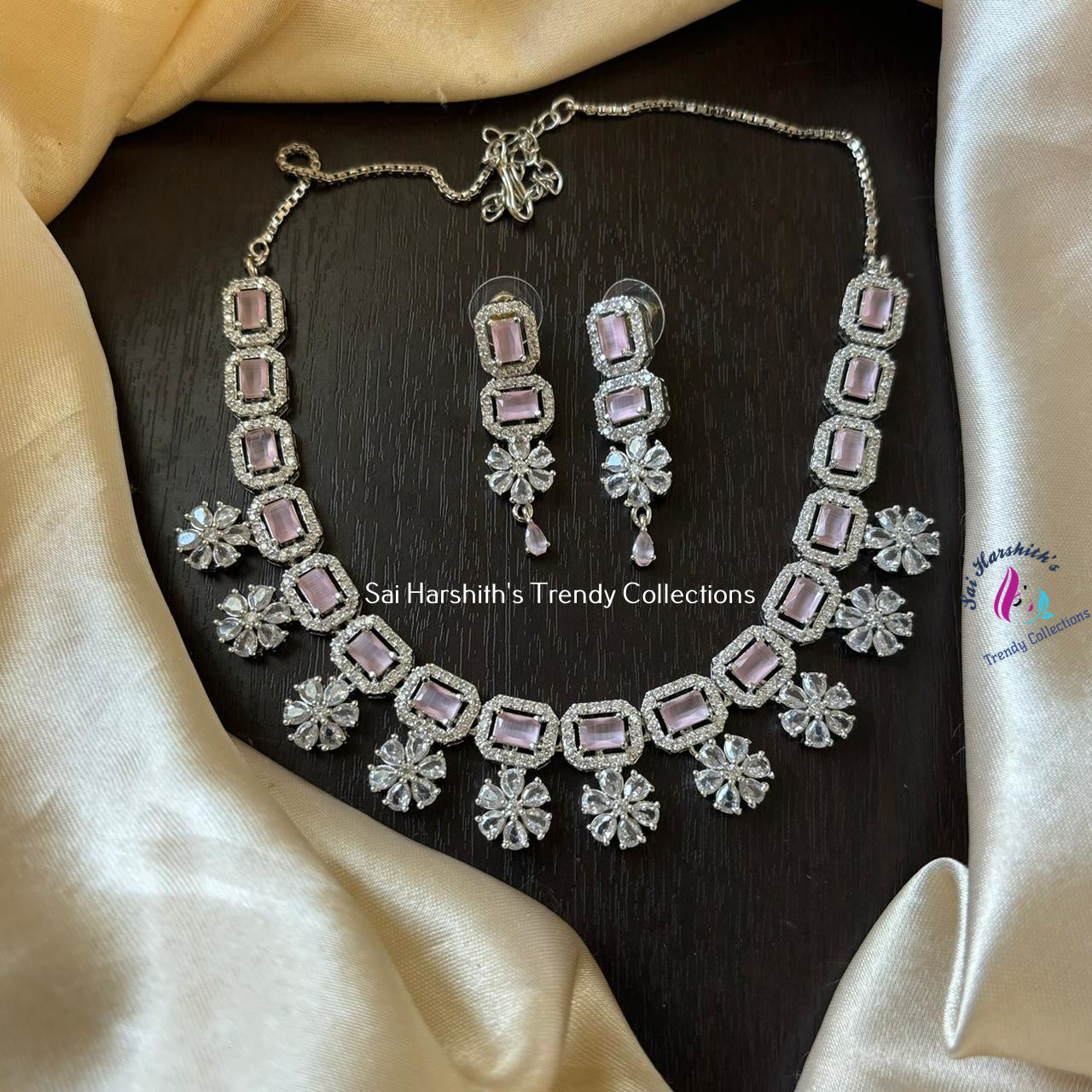 RadiantSpark Elegance Necklace - SHTC652 - Sai Harshith's Trendy Collections