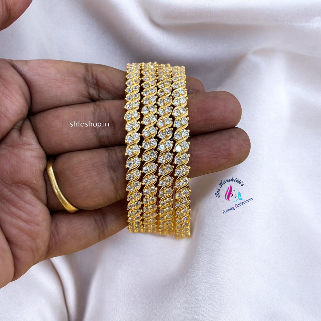 AD Stone bangles Set of 4 - SHTC923 - Sai Harshith's Trendy Collections