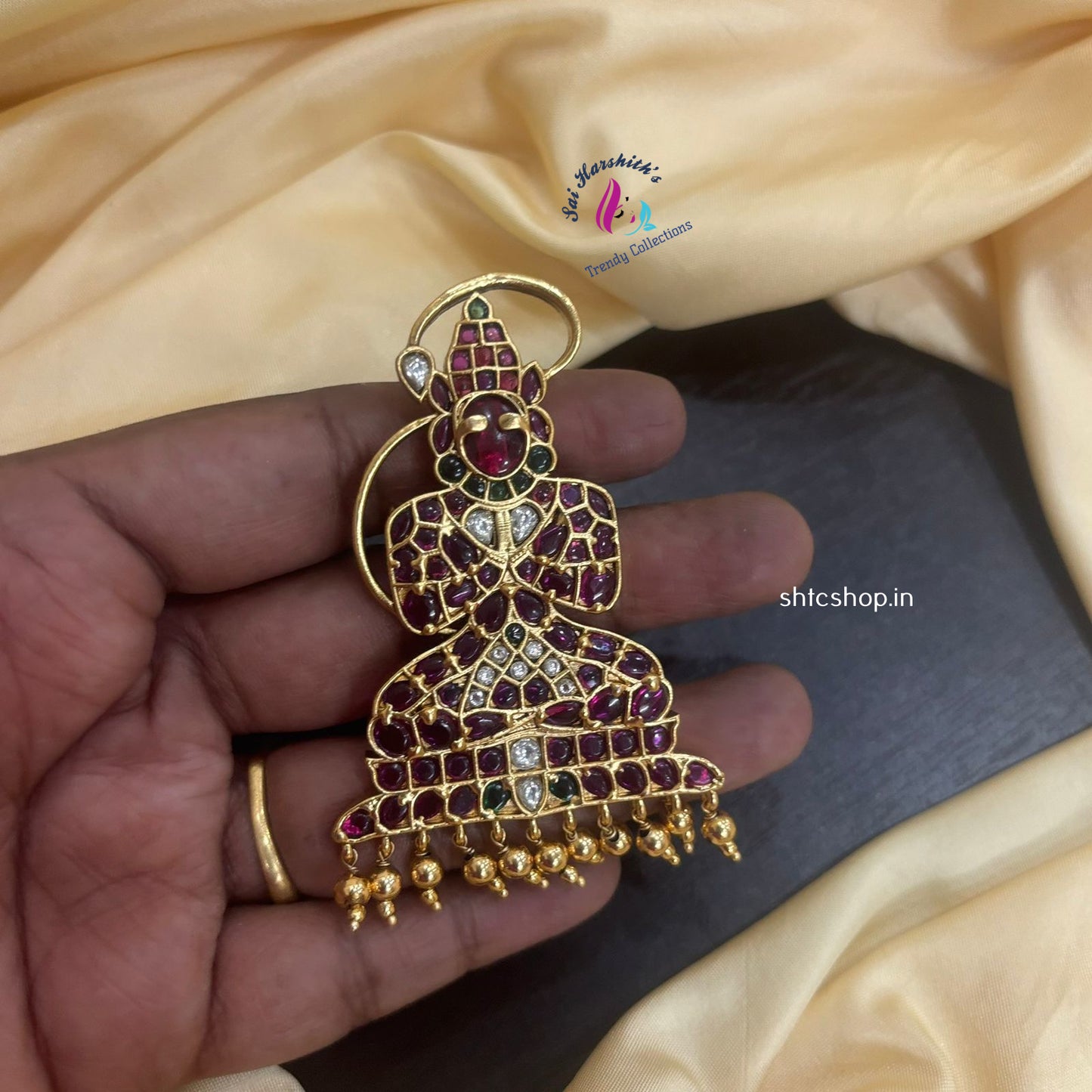 Kempu Stone Hanuman Pendant - SHTC1119