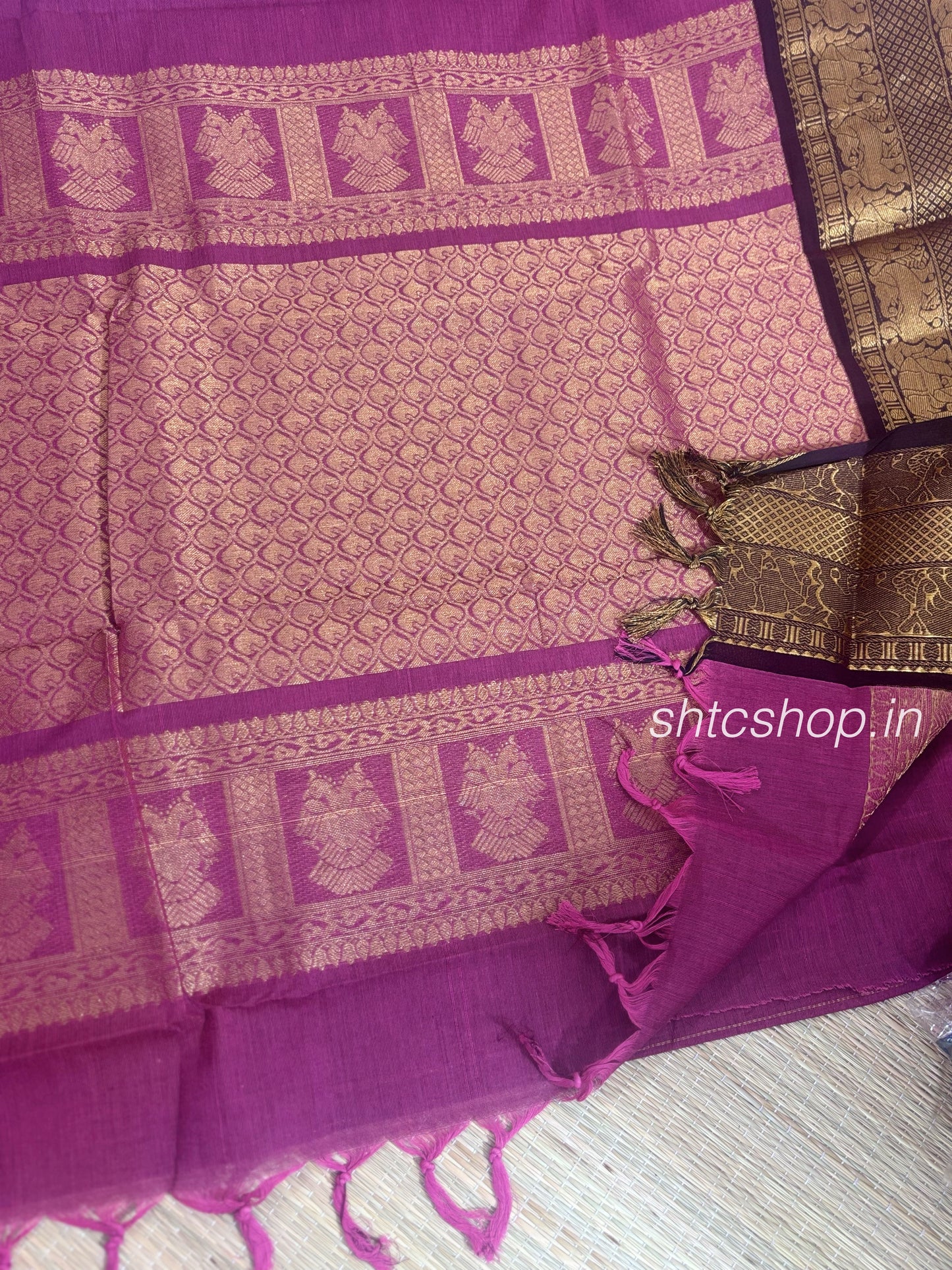 120 Count Vairaoosi Design Kanchi Cotton Saree with Elephant Zari Border and Running Blouse
