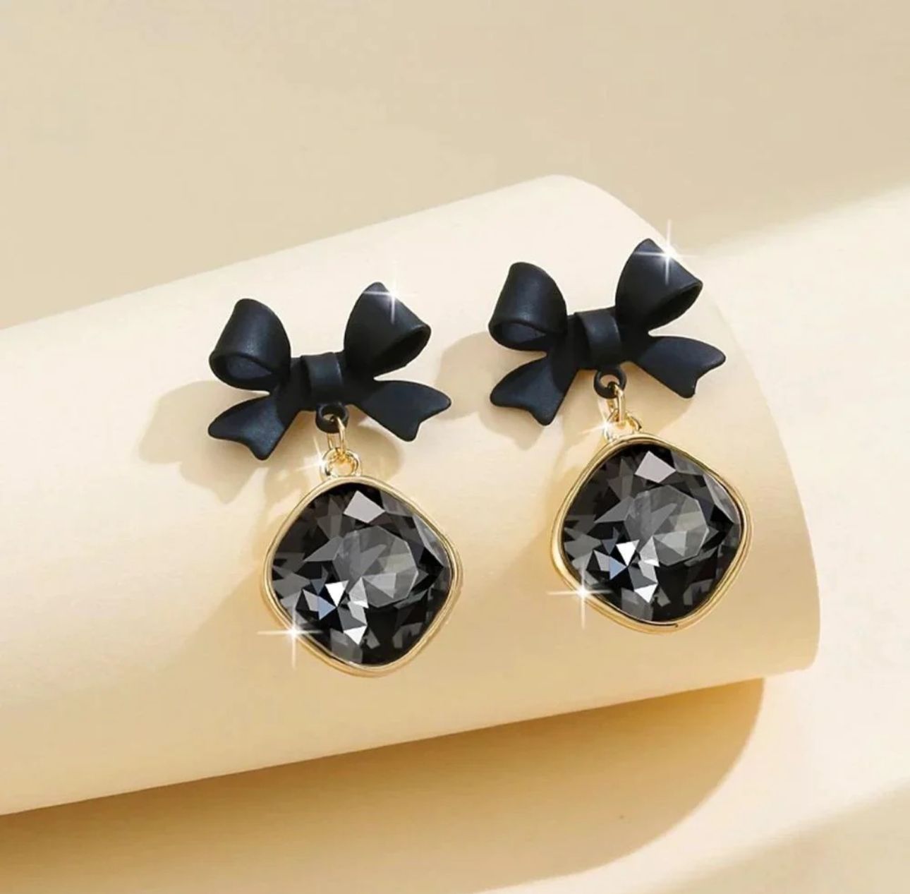 Stone Drop Bow Earrings - KE104