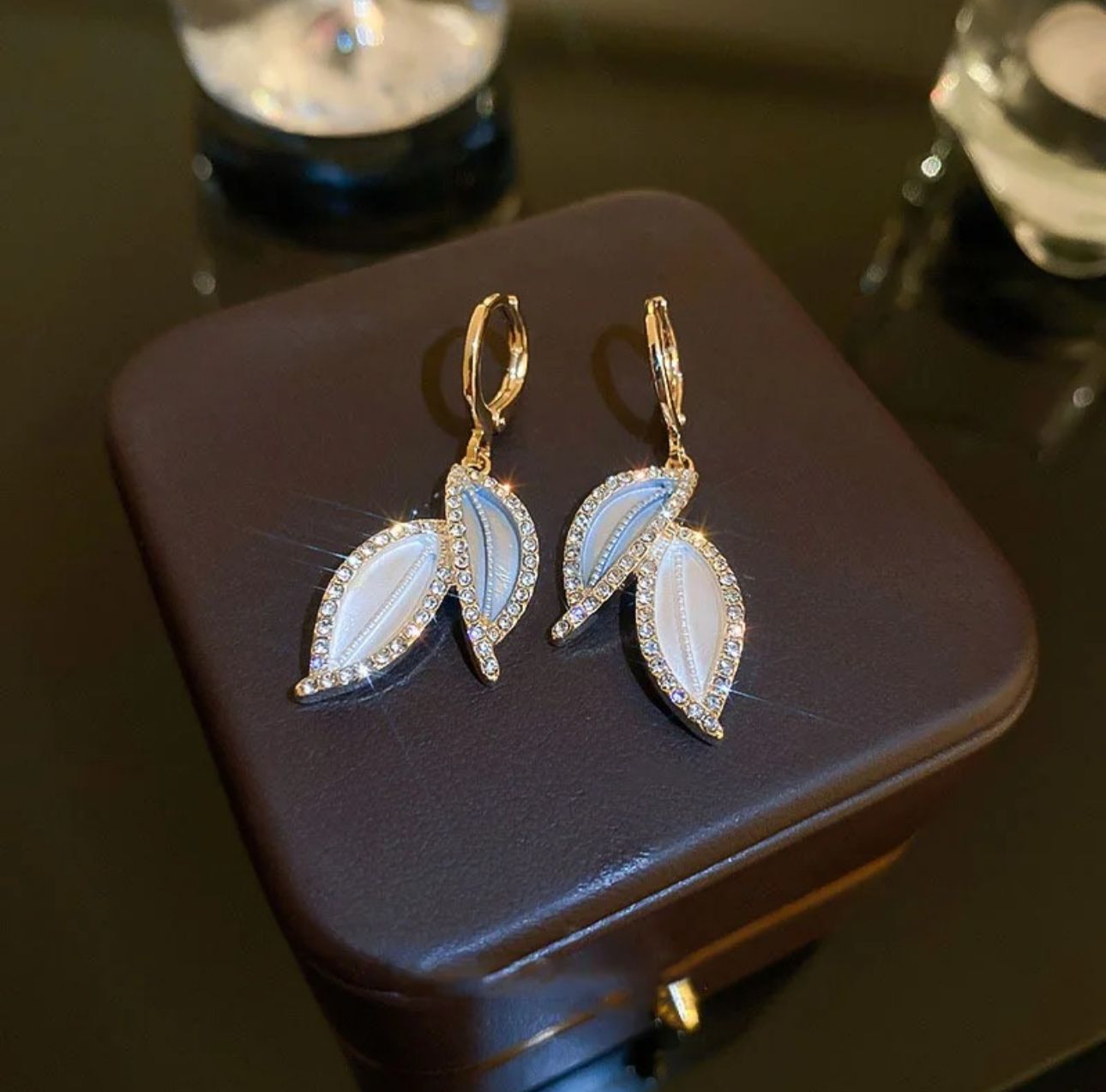 Luxury Dual Leaf Earrings - KE108