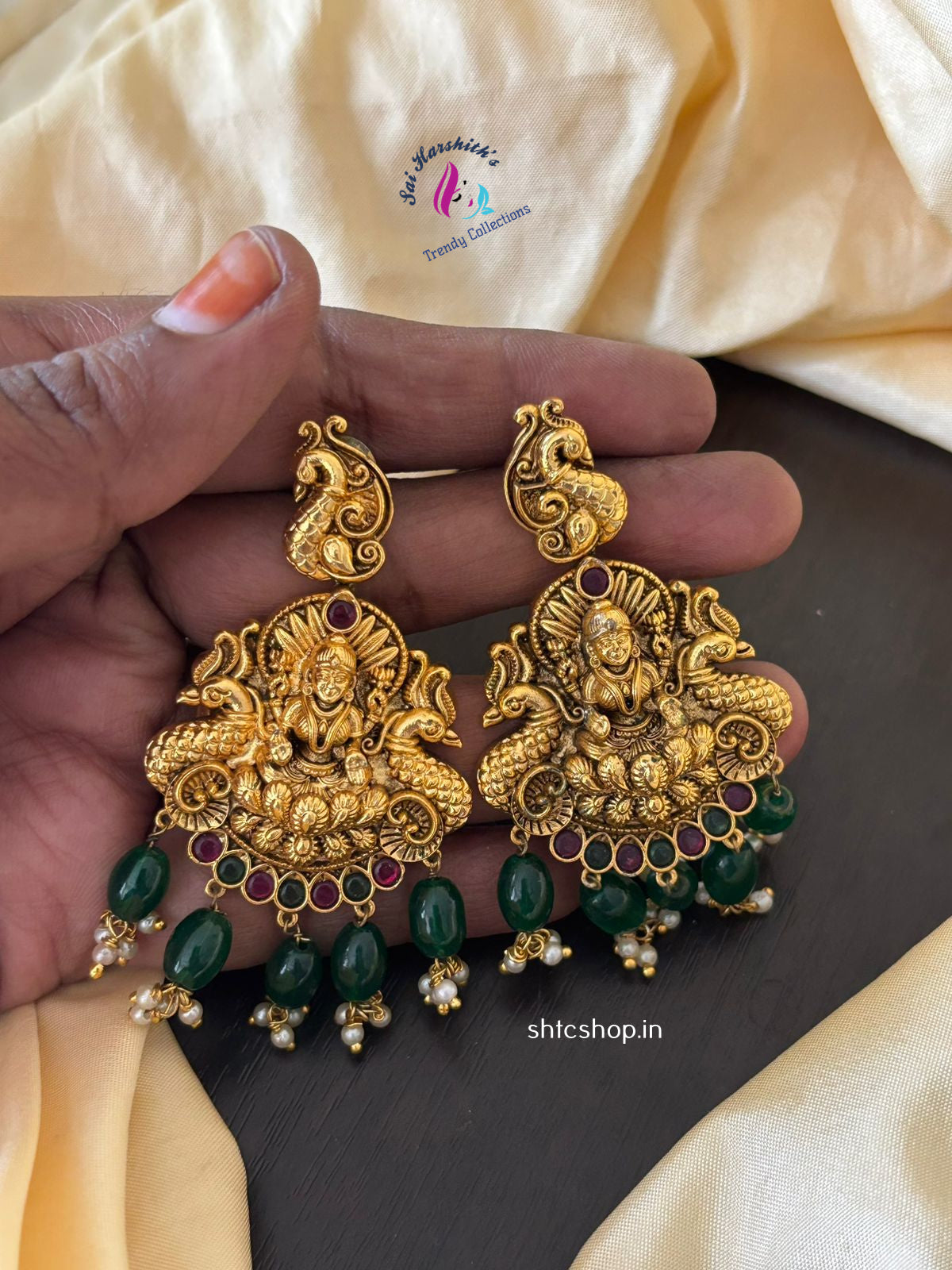 Temple Finish Statement earrings with Kempu Stones - SHTC1273