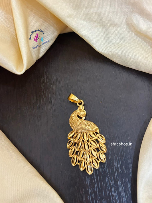 Peacock Pendant with 1 Gm gold Polish - SHTC1297