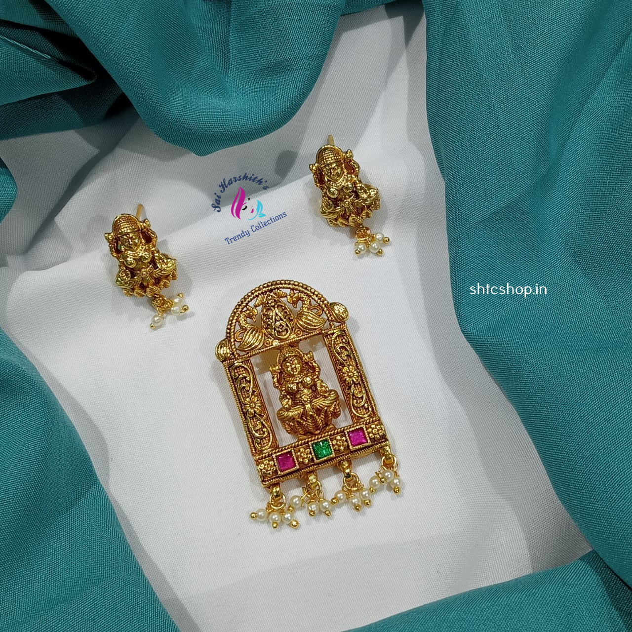 Kempu Stone Mahalakshmi Pendant with Earrings - SHTC1401