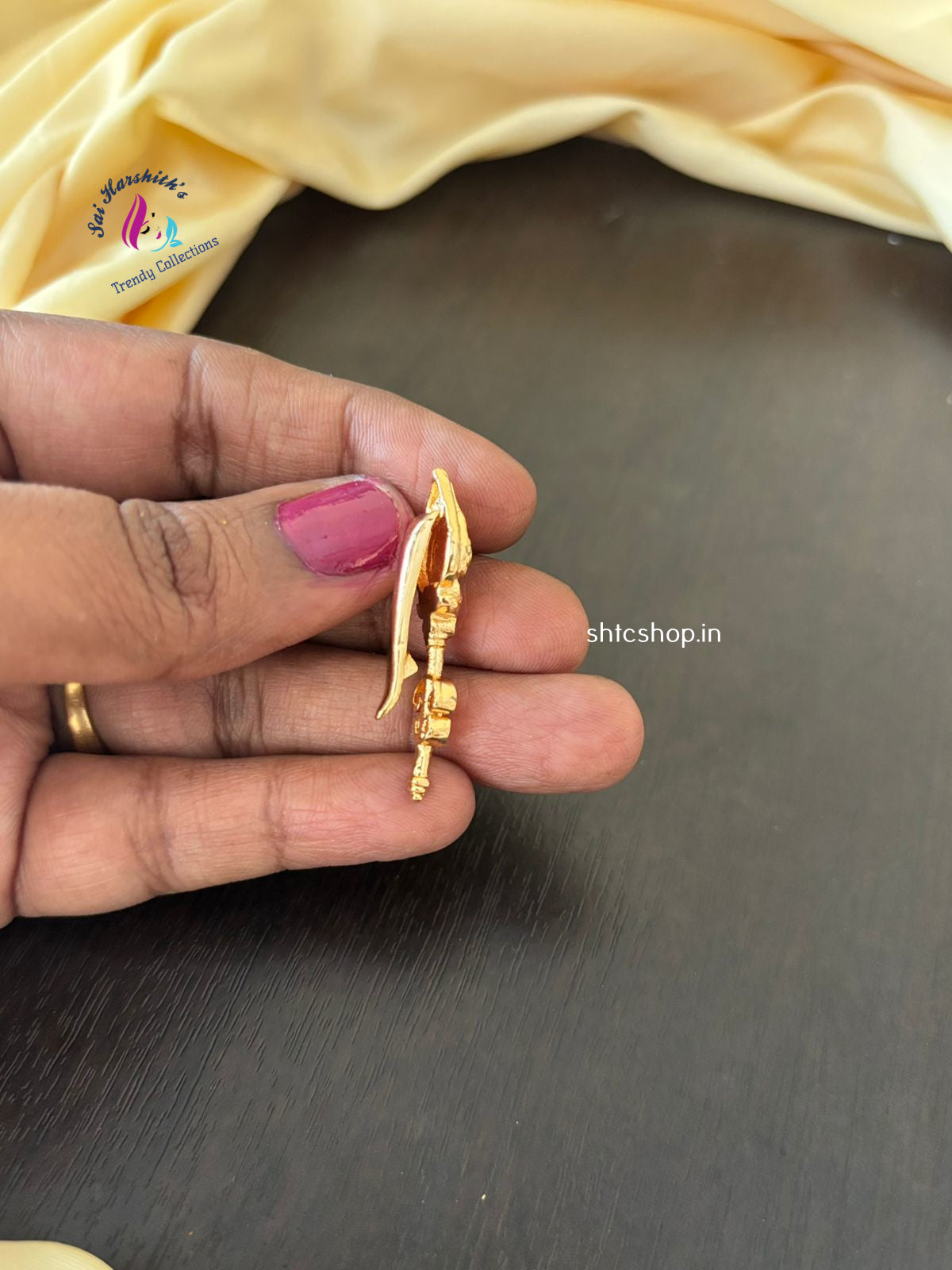 Impon / Five Metal Vel Brooch - SHTC1412
