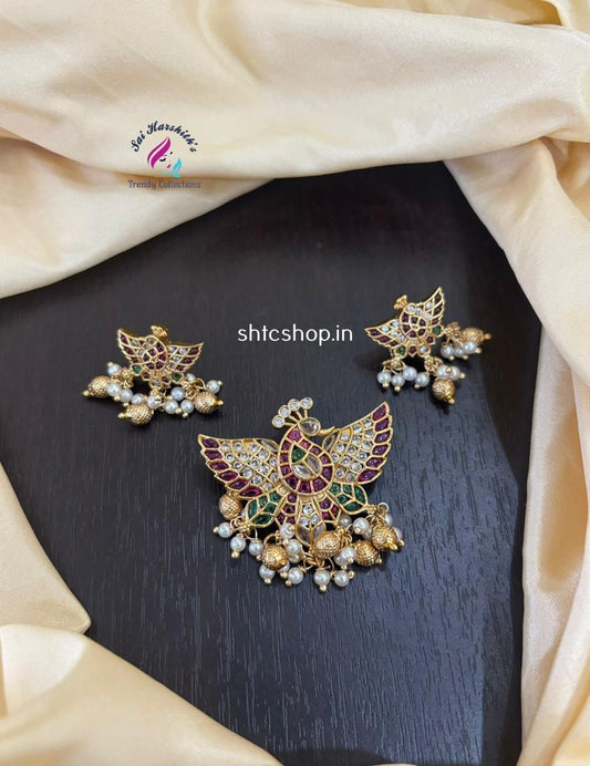 Kempu Stone Pendant with Earrings - SHTC1468