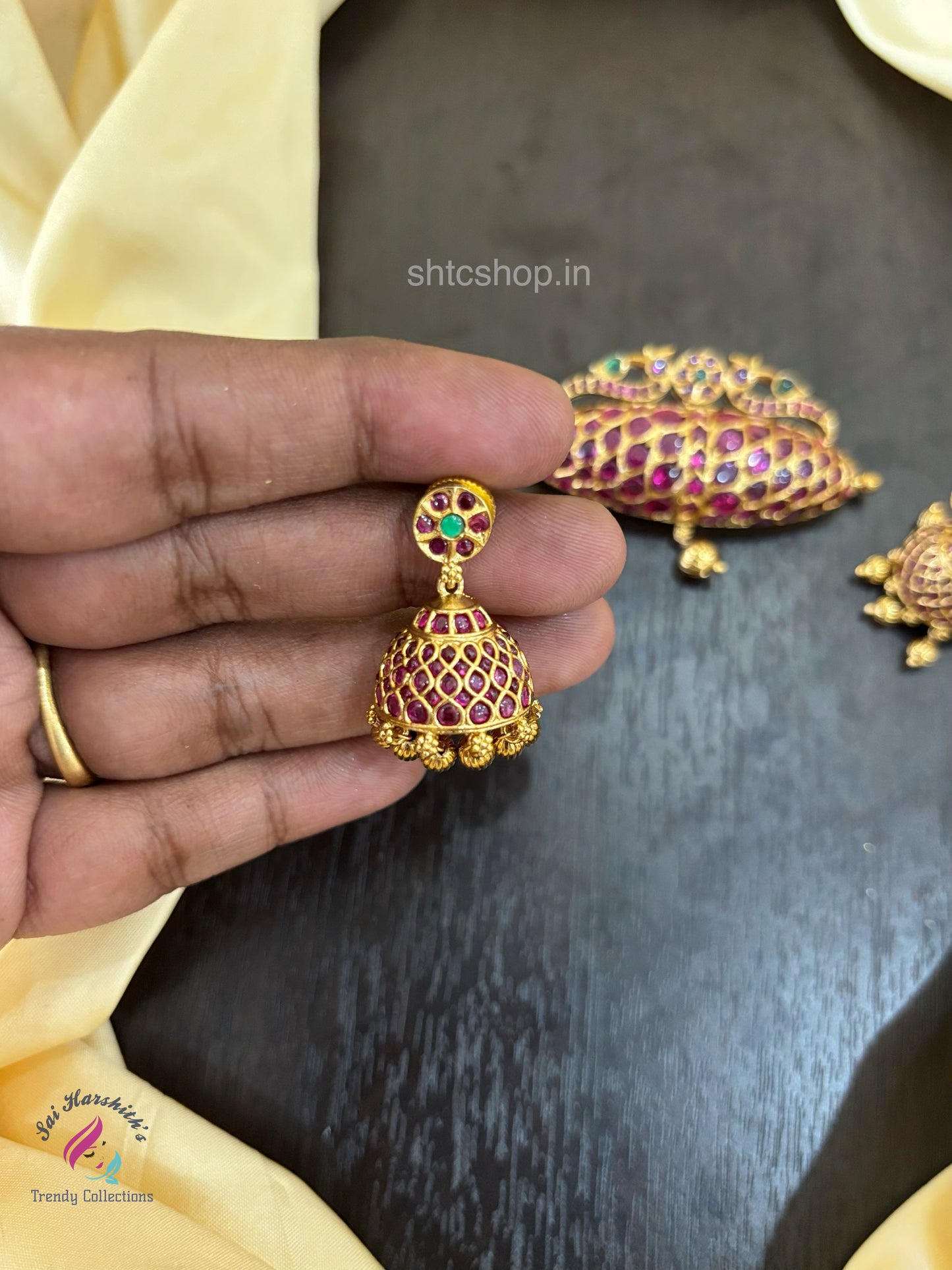 Kempu Stone Pendant with Jumkas - SHTC1500