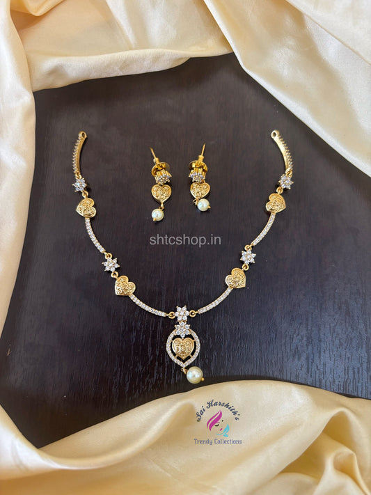 Cute Mate Finish Ad Stone Necklace (White) - SHTC1525