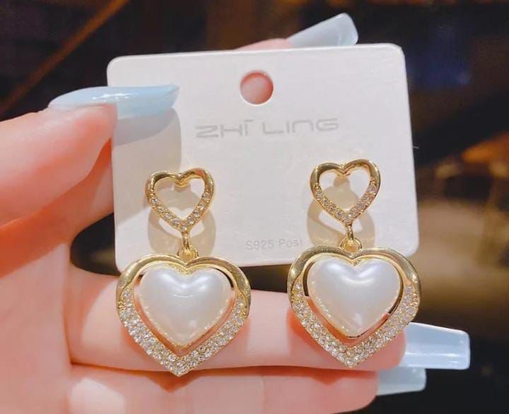 Classic Heart Dangle Earrings - KE157