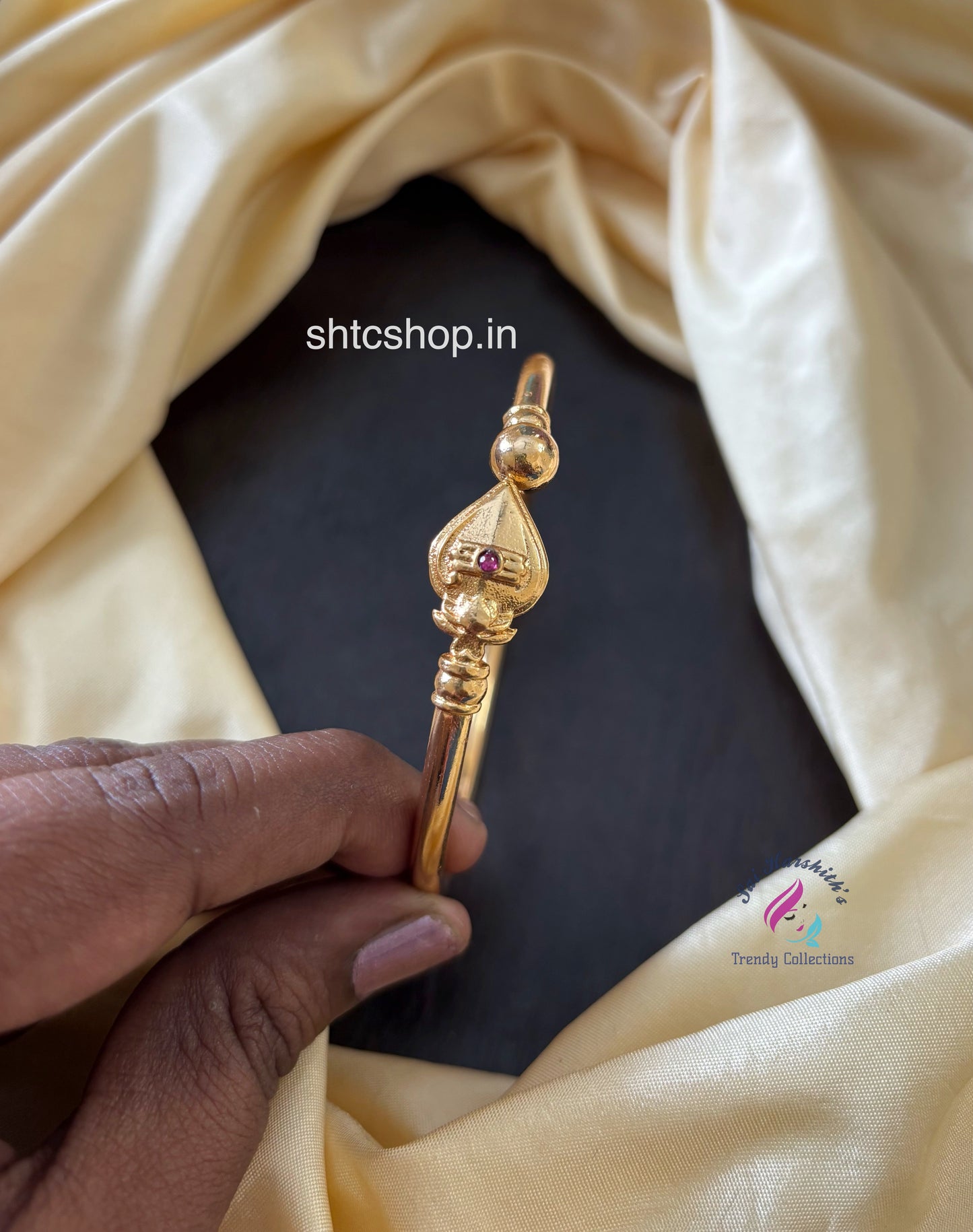 Impon / Five Metal Kada Bangle or Kaapu (Openable ) with Vel for Men and Women - SHTC1619