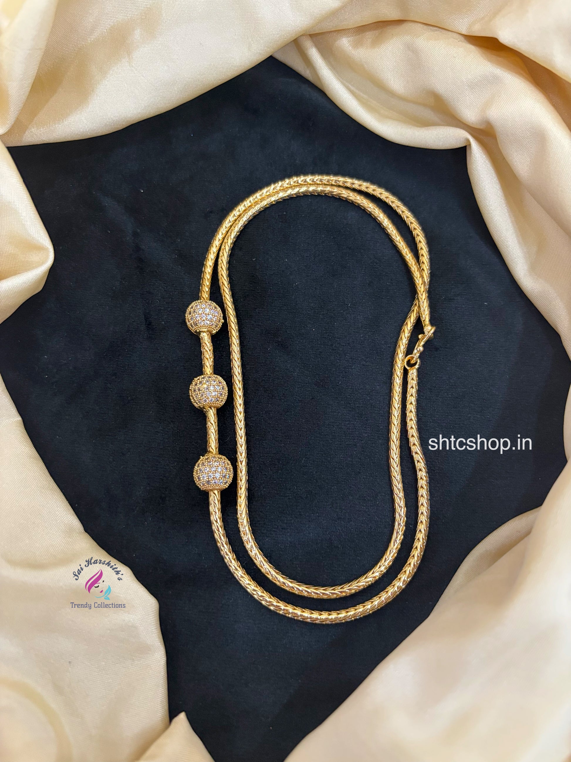 iz1gm gold Polished 24 inches Mugappu Chain (White) - SHTC1675