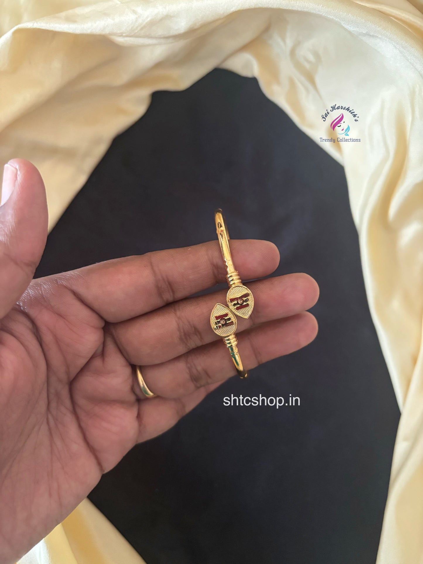 1 Gm Gold Polished Openable Kada Bangles for Women free size - SHTC1682