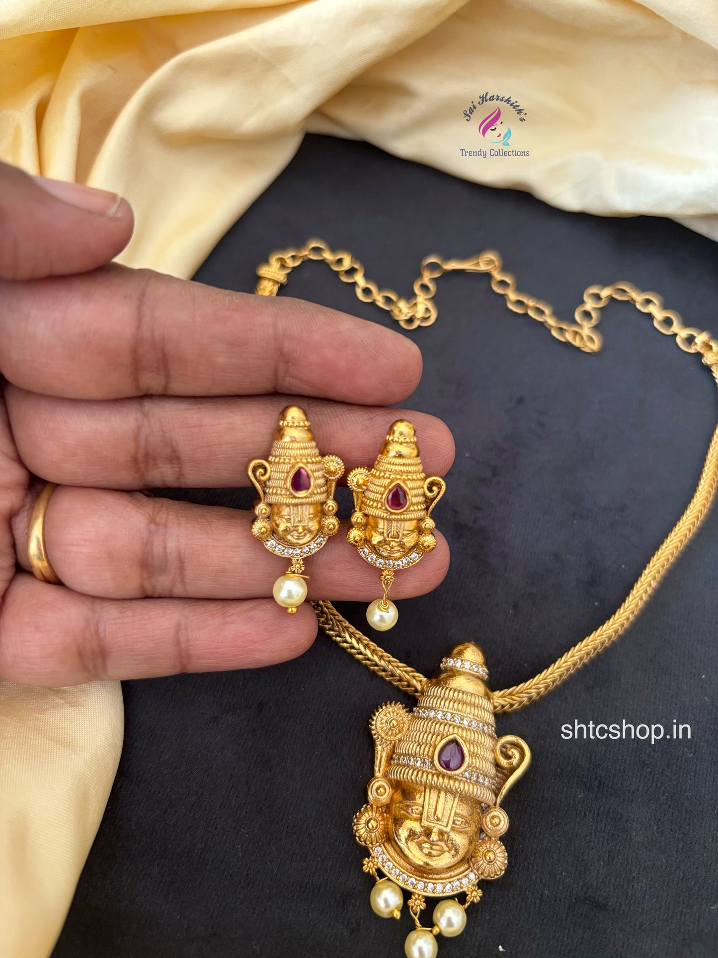 Matte Finish Necklace with Venkatesha (pink) - SHTC1687