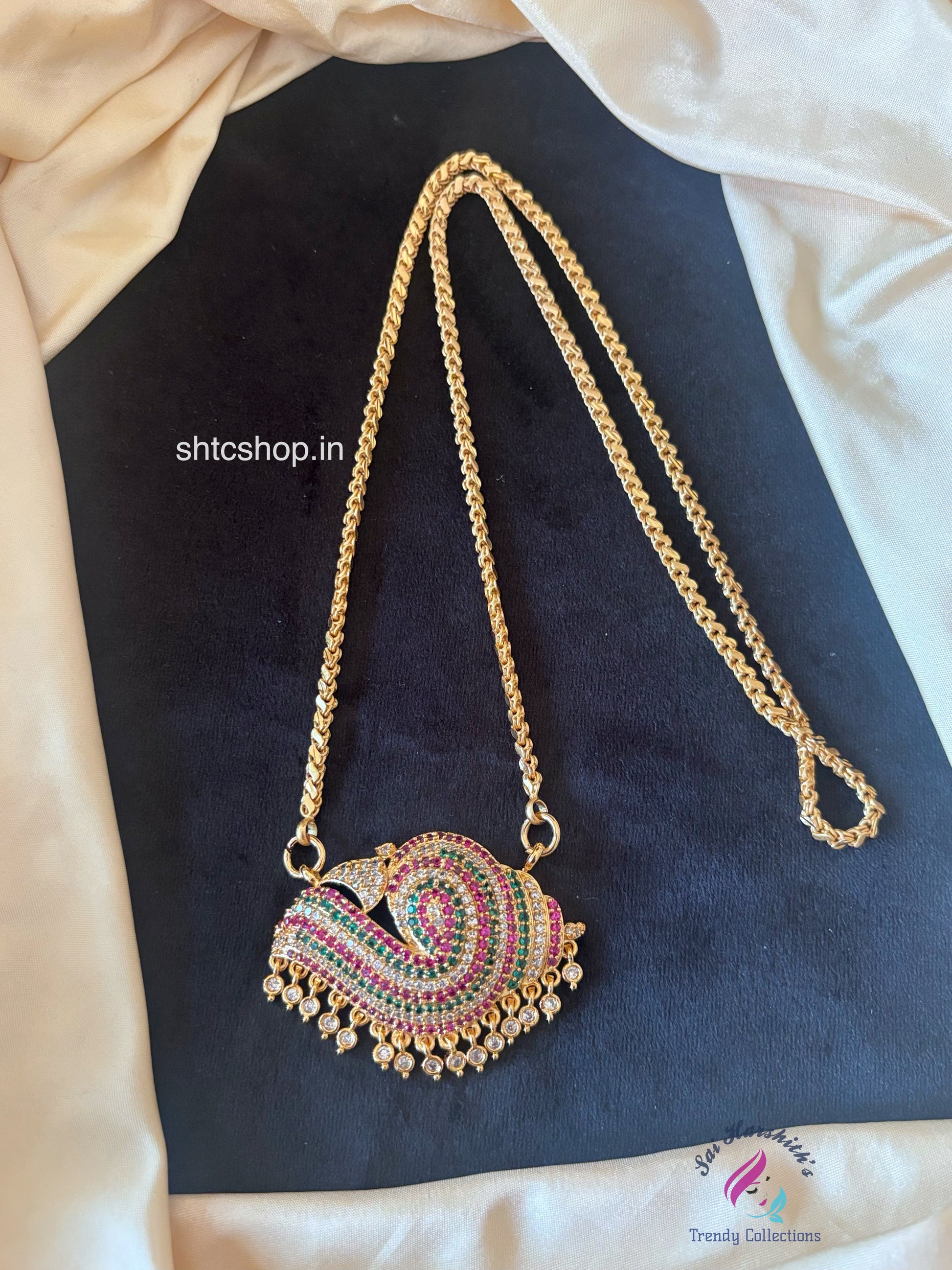 24 inches long 1 gm Gold Polished Sangu Dollar / Pendant with Chain - SHTC1731