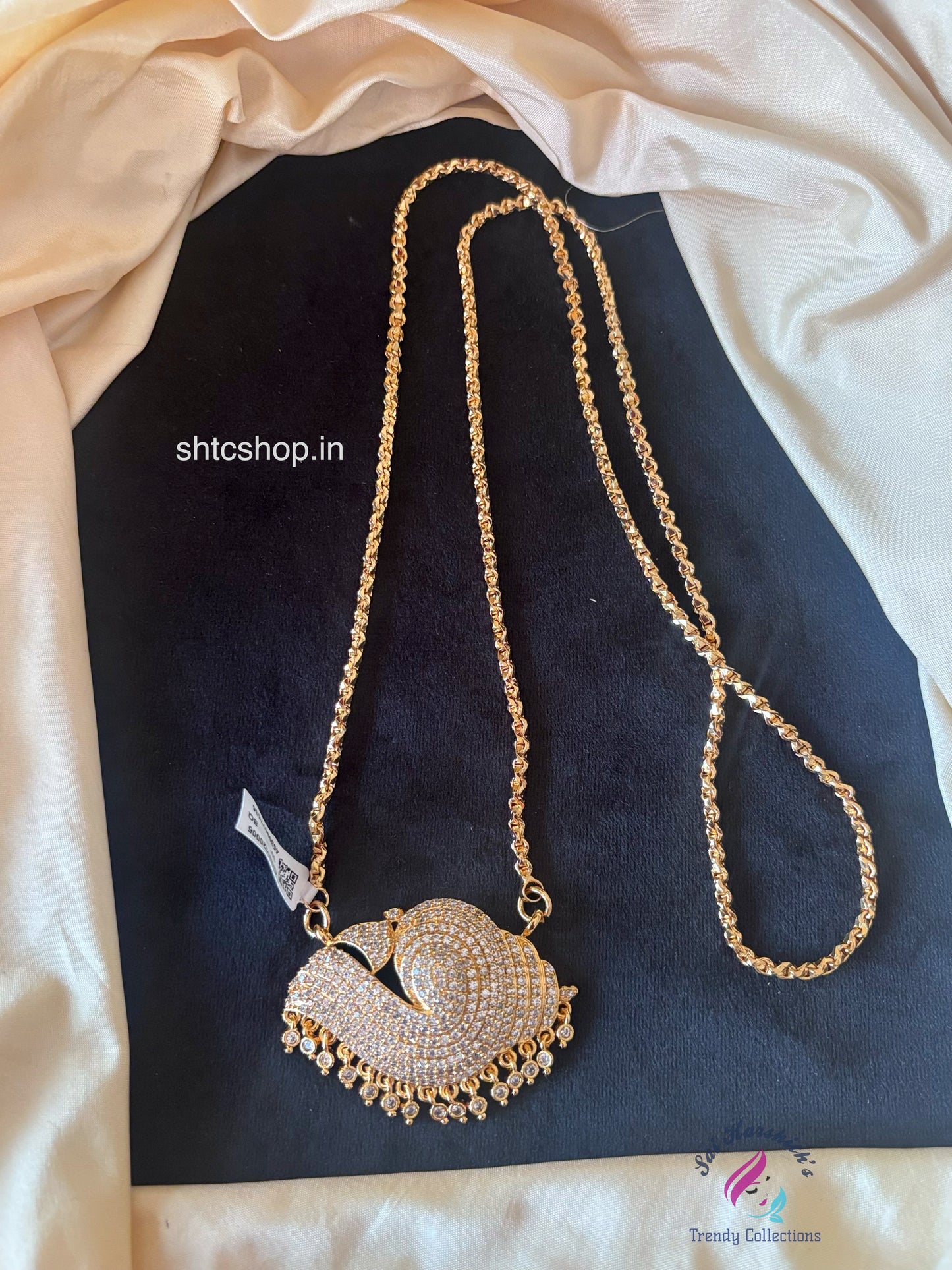 30 inches long 1 gm Gold Polished Sangu Dollar / Pendant with Chain - SHTC1732