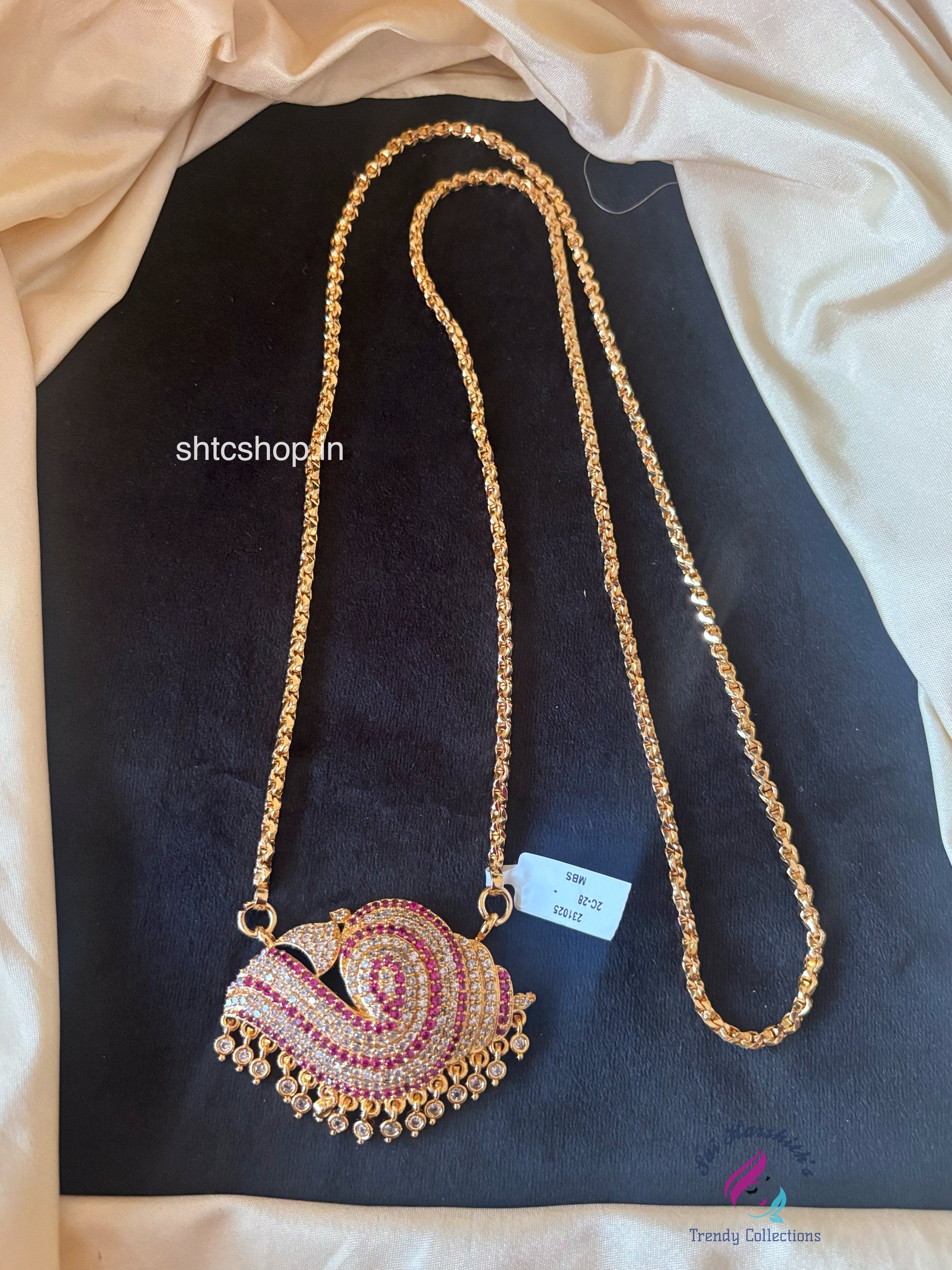 30 inches long 1 gm Gold Polished Sangu Dollar / Pendant with Chain - SHTC1732