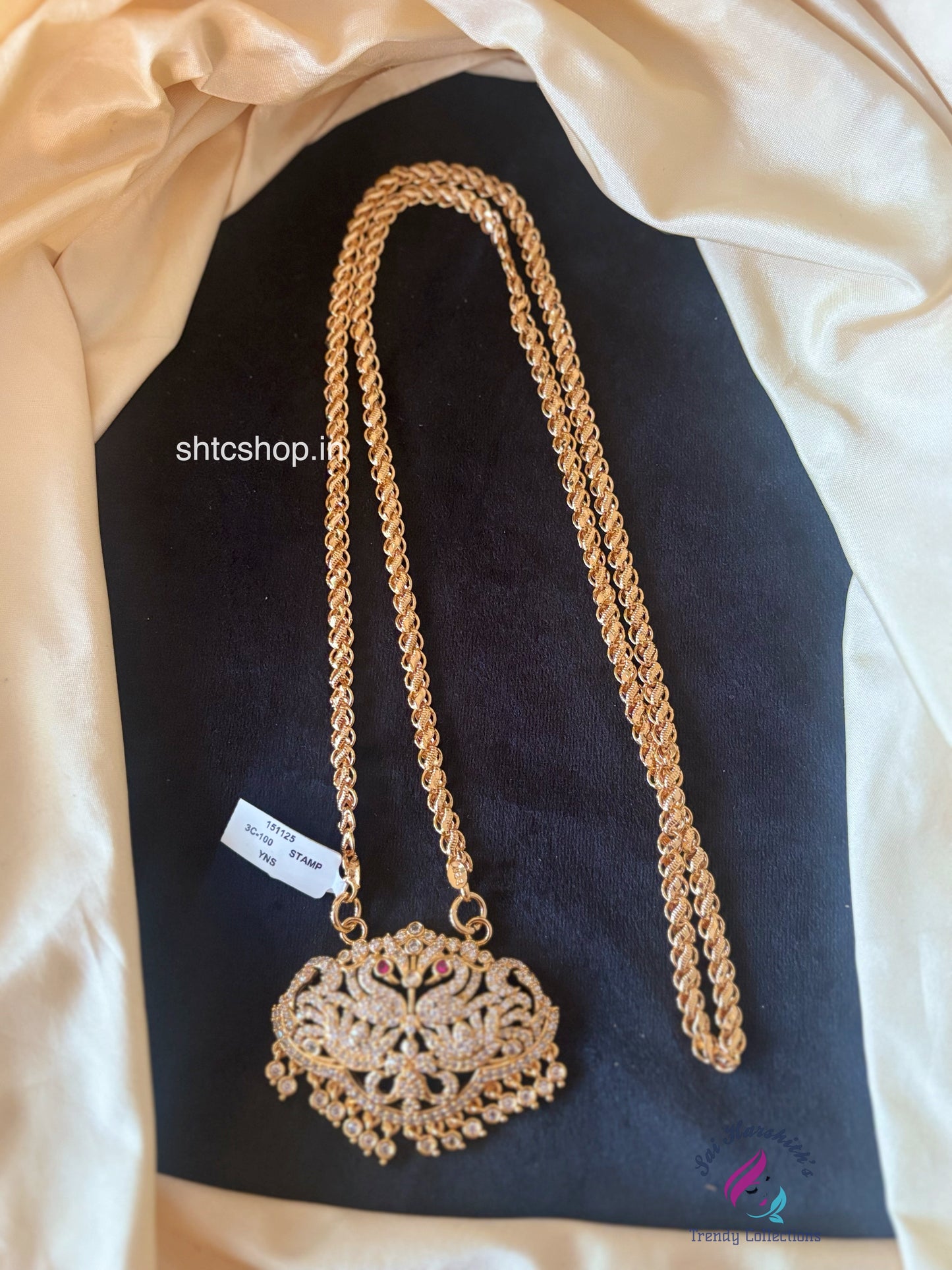 30 inches long 1 gm Gold Polished Dollar / Pendant with Chain -SHTC1735