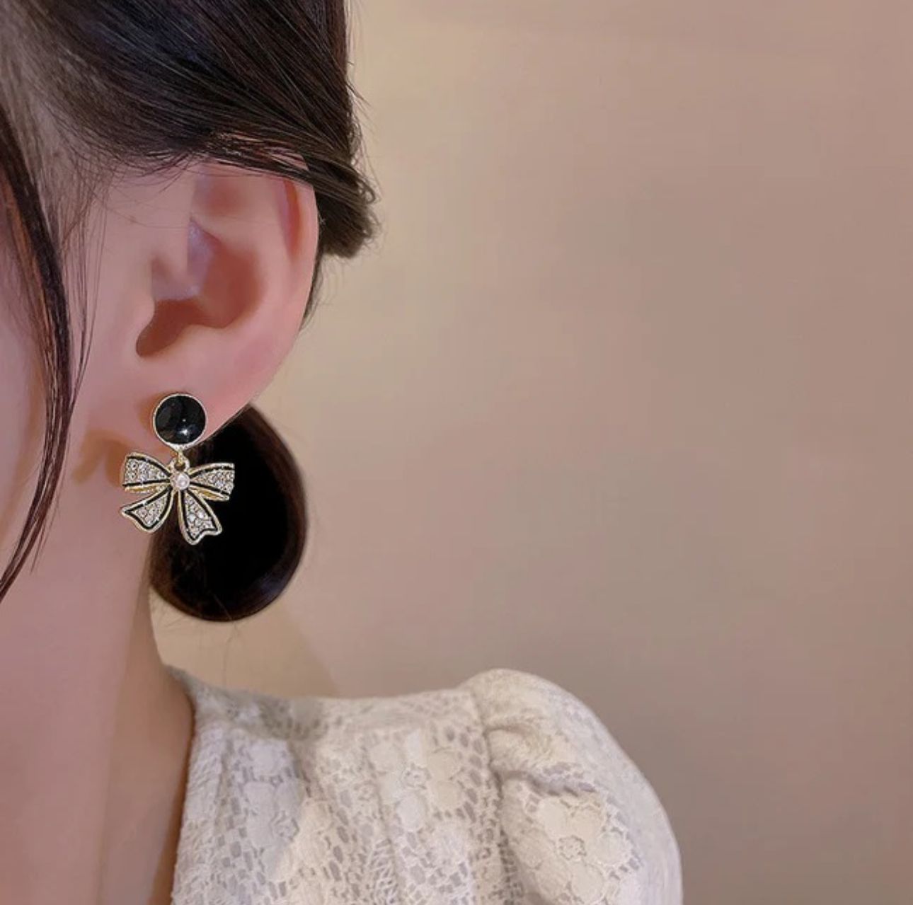 Korean Style Black Bow Earrings - KE188