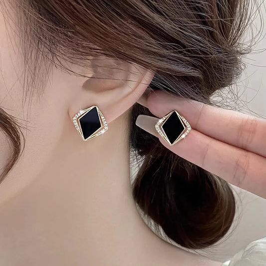 Black Diamond-Shaped Stud Korean Earrings - KE533